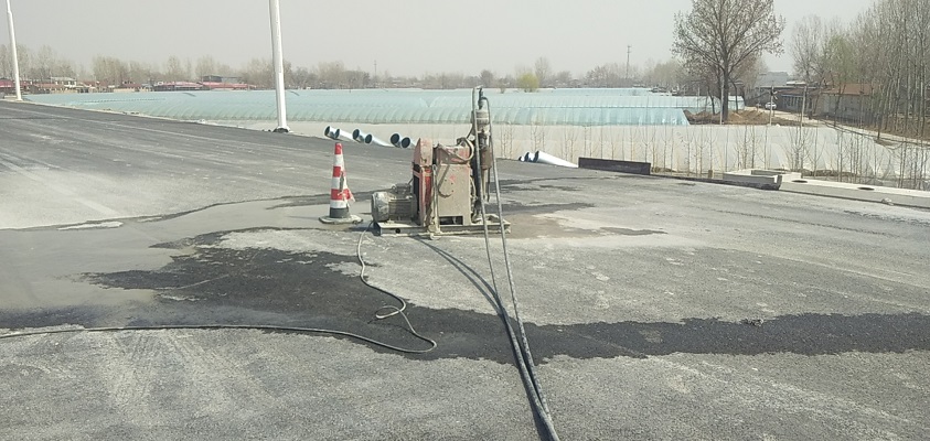 临城道路回填土下沉注浆